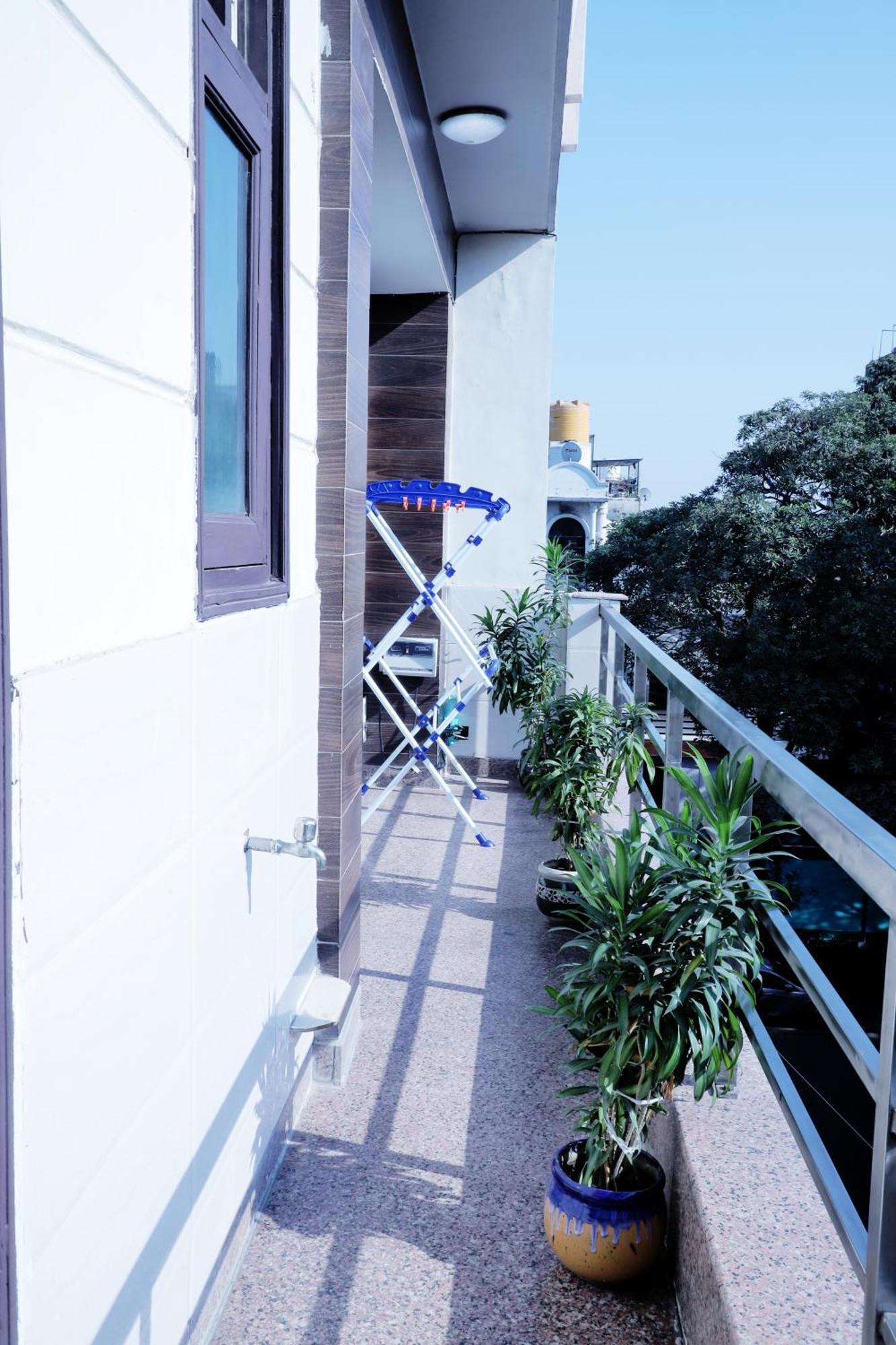 Fortune Service 3bhk,j-171 Saket *