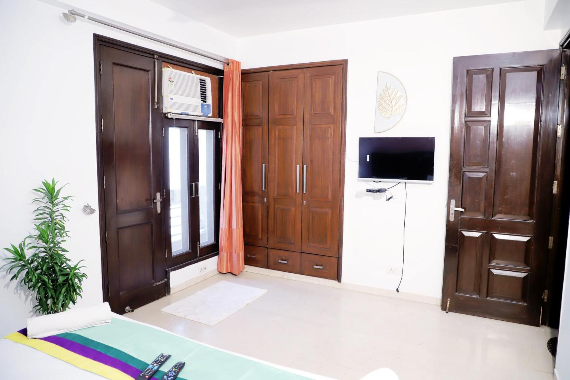 Fortune Service 3bhk,j-171 Saket *