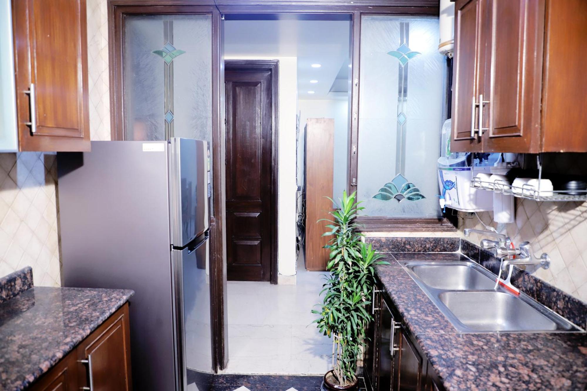 Fortune Service 3bhk,j-171 Saket Apartment